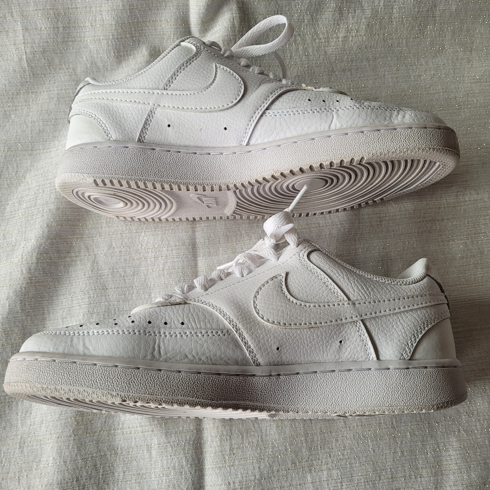Nike White Low-Top Leather Trainers Size 7.5 - Picture 6 of 8